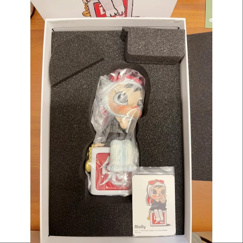 Estatua del 17.º aniversario de MOLLY x Silent Trick The Moon Rabbit Red 2023 LIMITADA Estatua del 17.º aniversario de MOLLY x Silent Trick The Moon Rabbit Red 2023 LIMITADA