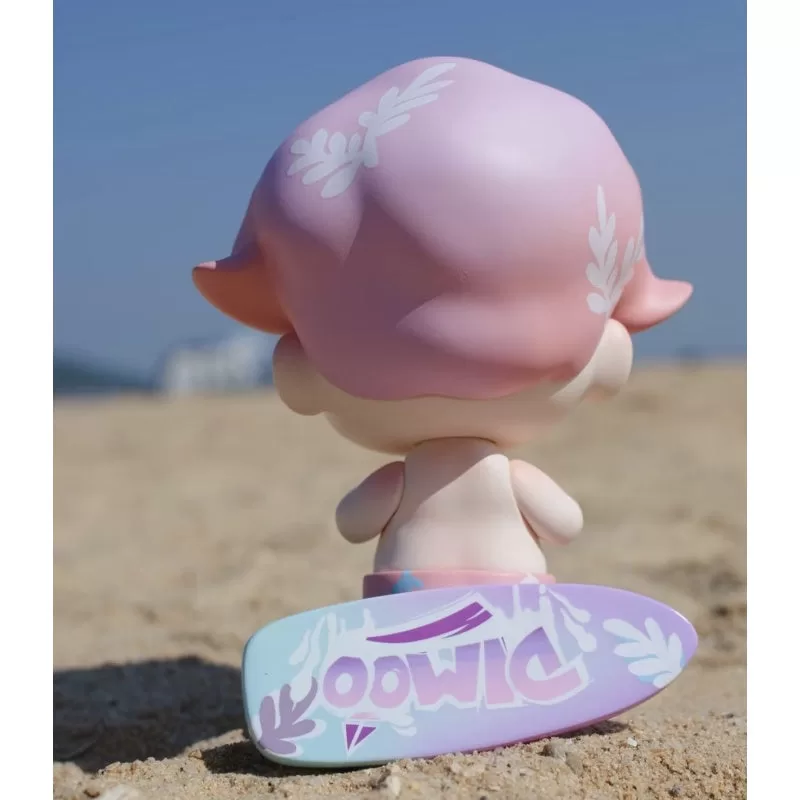 Figura DIMOO Afraid To Surf versión limitada Figura DIMOO Afraid To Surf versión limitada