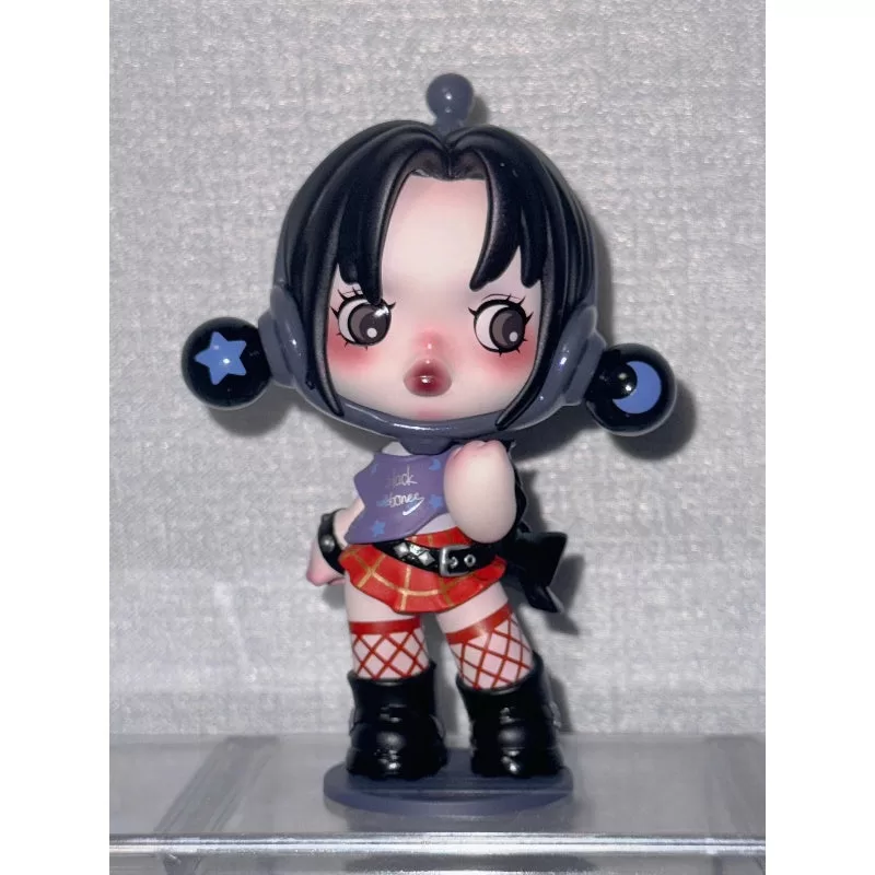 Figura Skullpanda × Osaki Nana Edición limitada