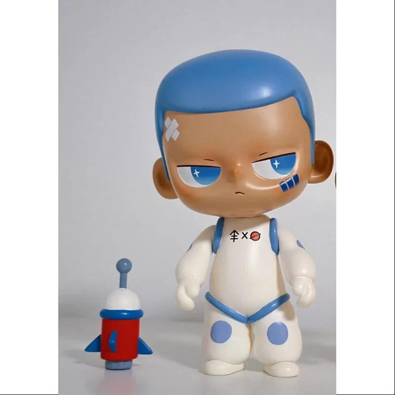 Figura de astronauta azul KUBO, juguete artístico, edición limitada 2021 Figura de astronauta azul KUBO, juguete artístico, edición limitada 2021