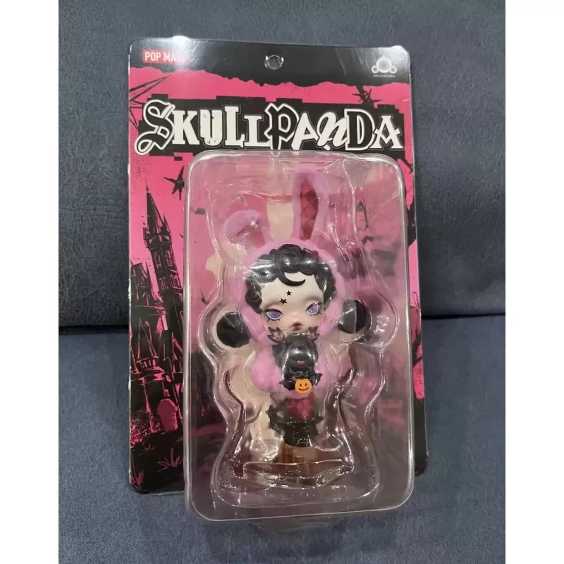 Figura de conejito o perrito Skullpanda Edición limitada