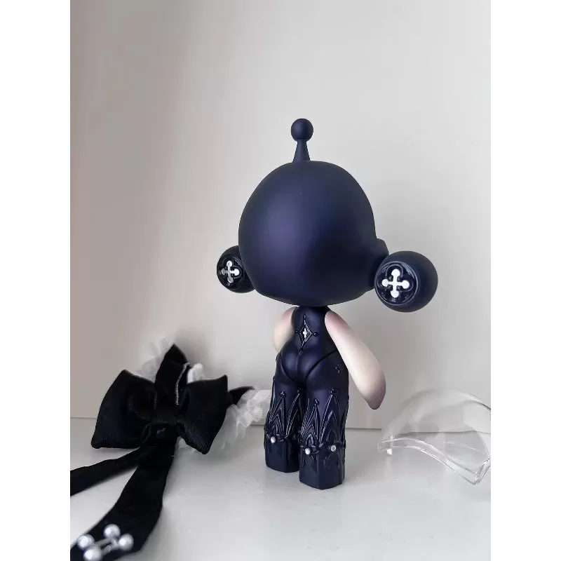 Figura de edición limitada de Skullpanda Baby Black Encore Figura de edición limitada de Skullpanda Baby Black Encore