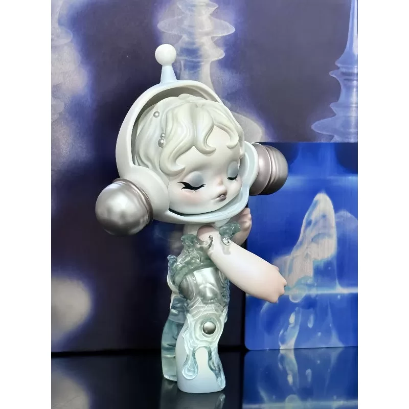 Figura de edición limitada de Skullpanda Baby In Silence Figura de edición limitada de Skullpanda Baby In Silence