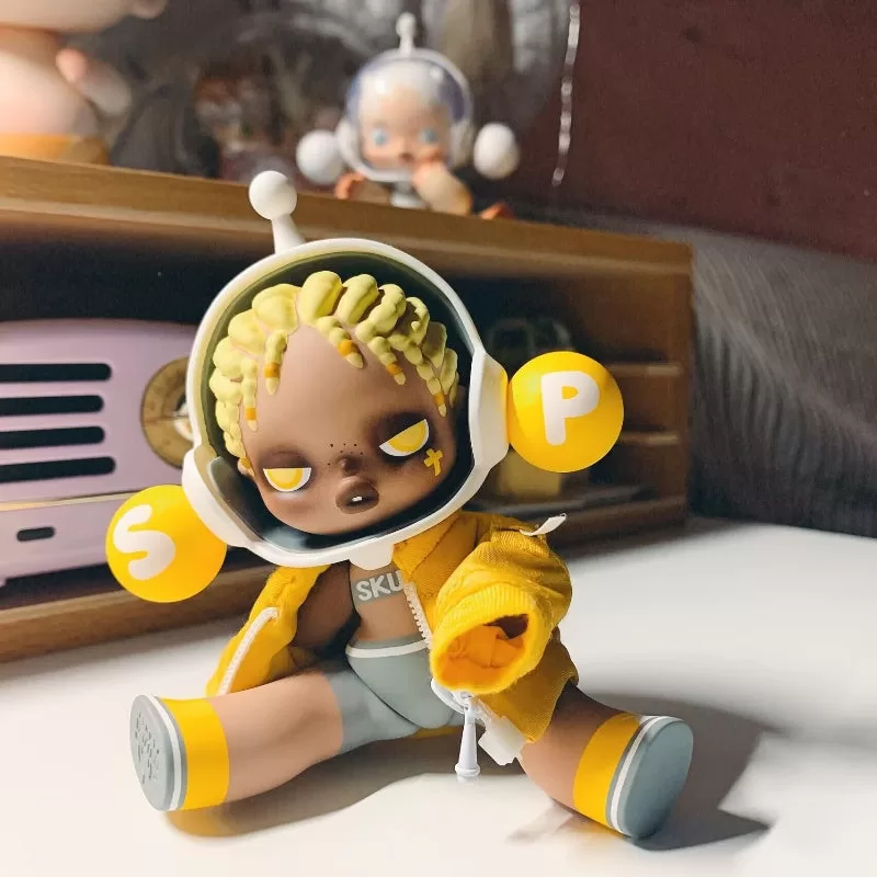 Figura de edición limitada de Skullpanda Baby Yellow Yo Figura de edición limitada de Skullpanda Baby Yellow Yo