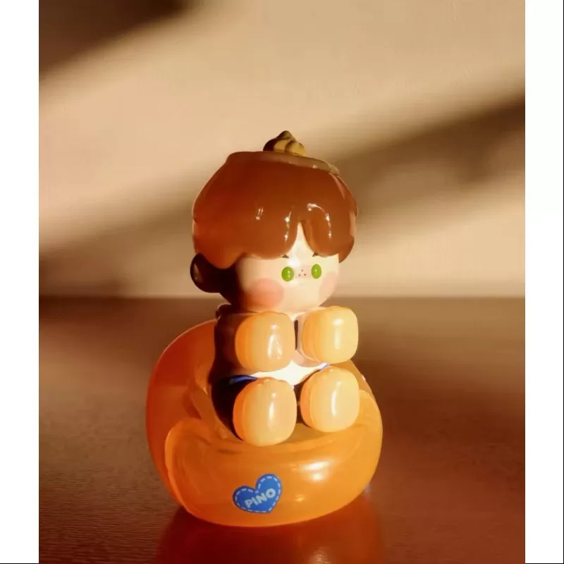 Figura de gelatina naranja Pino Jelly 2023 Edición limitada