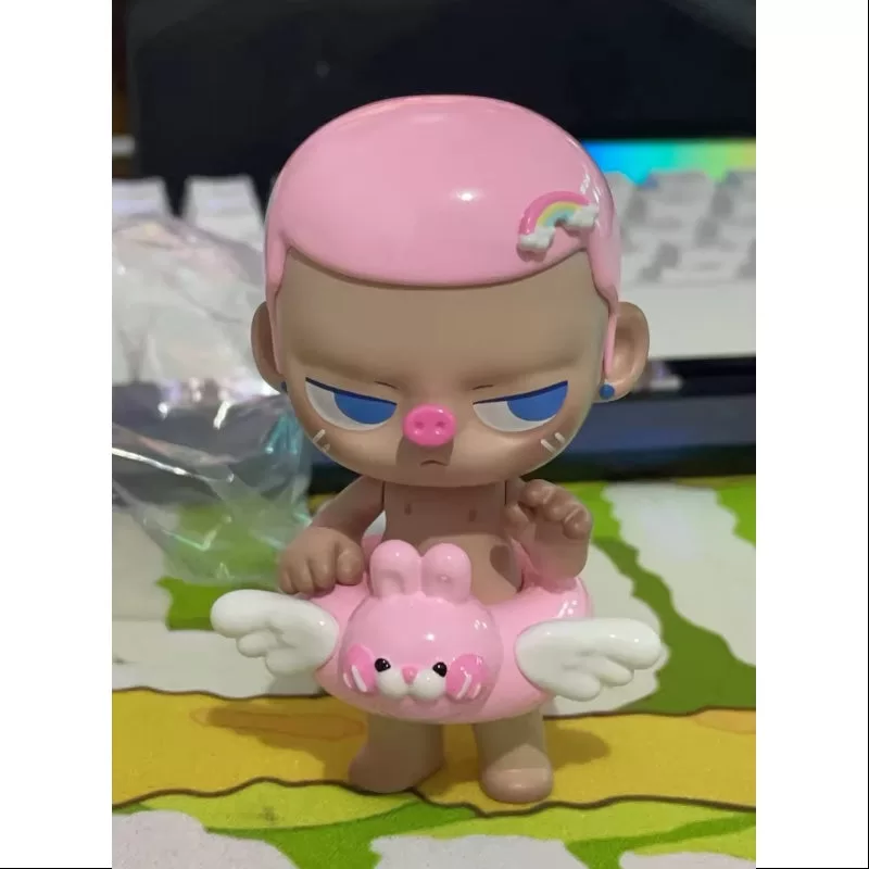Figura de juguete artística de conejito KUBO con forma de anillo de natación (edición limitada de 2024) Figura de juguete artística de conejito KUBO con forma de anillo de natación (edición limitada de 2024)