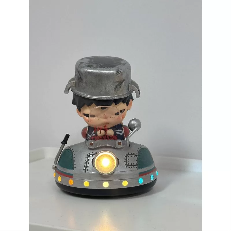 Figura de juguete artístico de Hirono, el cazador de ovnis, edición limitada (2024) Figura de juguete artístico de Hirono, el cazador de ovnis, edición limitada (2024)