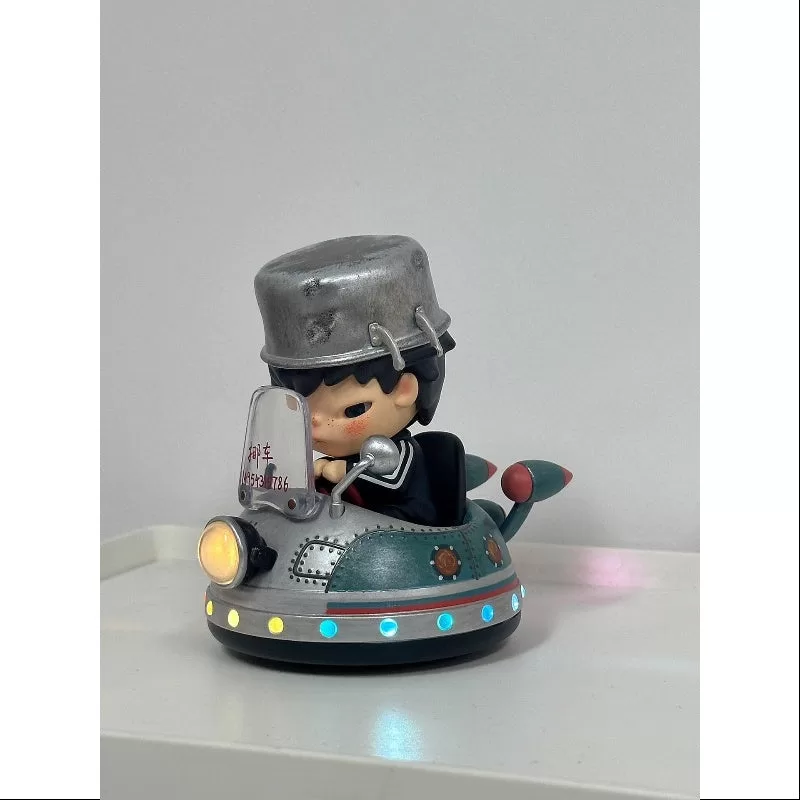 Figura de juguete artístico de Hirono, el cazador de ovnis, edición limitada (2024) Figura de juguete artístico de Hirono, el cazador de ovnis, edición limitada (2024)