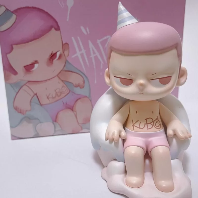 Figura de pastel de cumpleaños de KUBO (2 años), juguete artístico (2023, edición limitada)