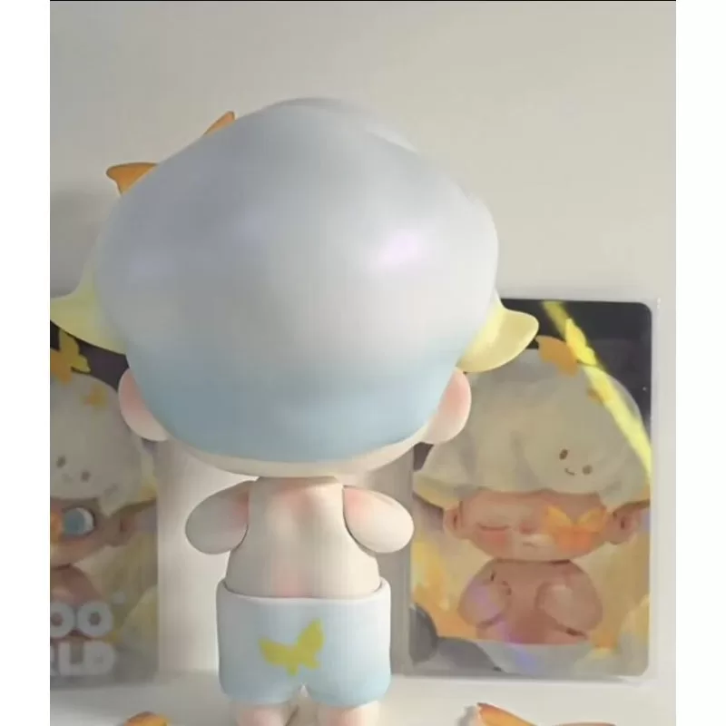 Figura limitada DIMOO Tease Butterfly Plus, versión Close Eyes. Figura limitada DIMOO Tease Butterfly Plus, versión Close Eyes.