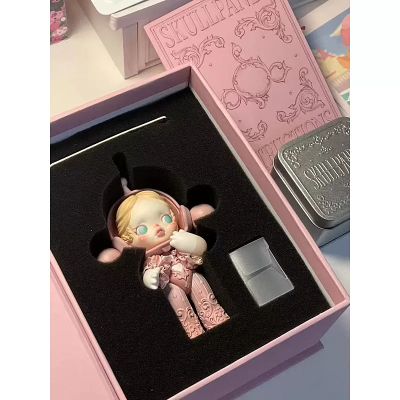 Figura limitada de Skullpanda Baby Curly Flower Figura limitada de Skullpanda Baby Curly Flower