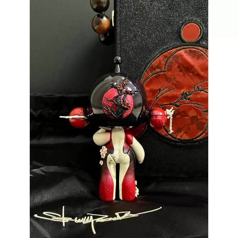 Figura limitada de Skullpanda Baby Plum Secret Burning Frost Figura limitada de Skullpanda Baby Plum Secret Burning Frost