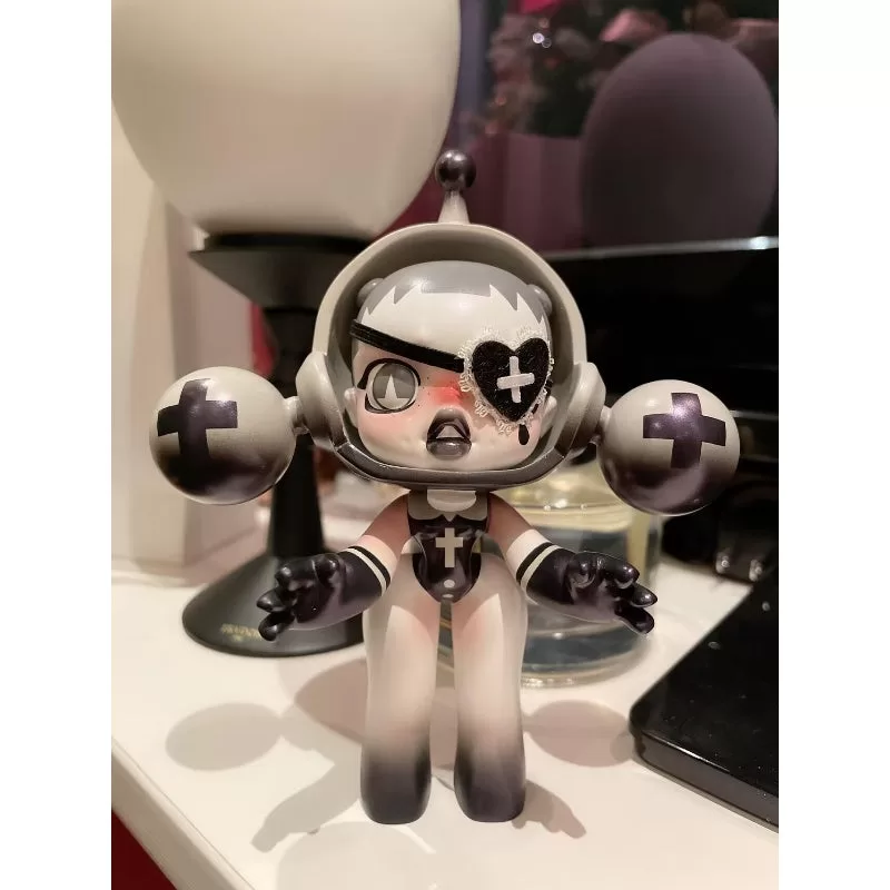 Figura limitada de cuidados intensivos de Skullpanda Figura limitada de cuidados intensivos de Skullpanda
