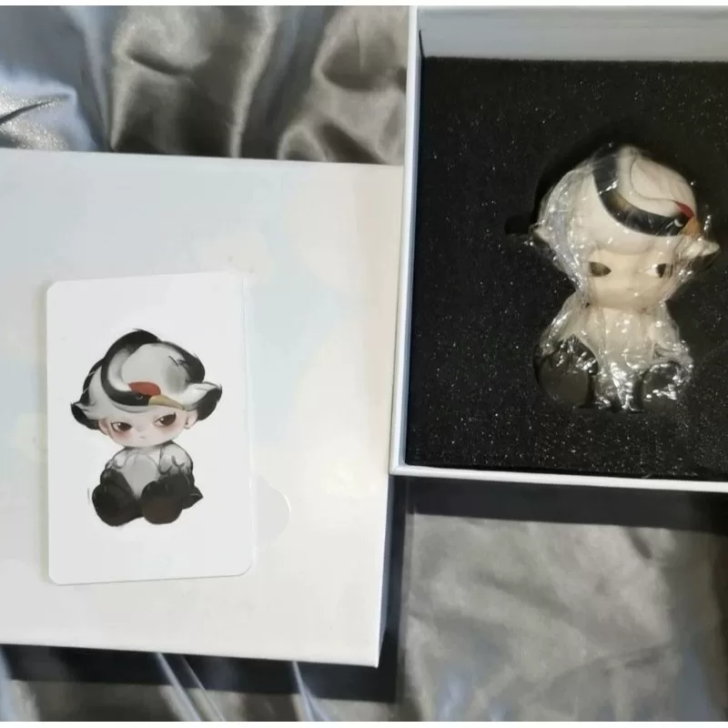 Figura limitada de la grulla de corona roja de la fiesta de pijamas DIMOO Figura limitada de la grulla de corona roja de la fiesta de pijamas DIMOO