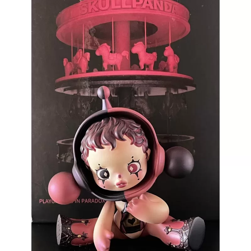 Figura limitada de silueta de Skullpanda Playground en Paradox Falling Figura limitada de silueta de Skullpanda Playground en Paradox Falling
