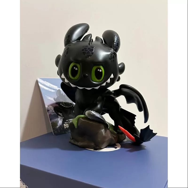 Labubu Los Monstruos Cómo Entrenar a tu Dragón Figura Negra LIMITADA Labubu Los Monstruos Cómo Entrenar a tu Dragón Figura Negra LIMITADA