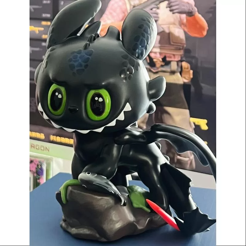 Labubu Los Monstruos Cómo Entrenar a tu Dragón Figura Negra LIMITADA