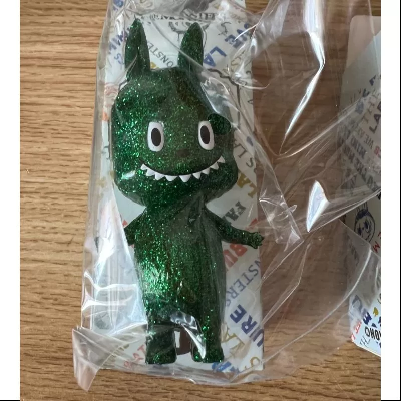 Labubu Los Monstruos Los Pequeños Monstruos Serie 1 Verde Brillante Labubu Los Monstruos Los Pequeños Monstruos Serie 1 Verde Brillante