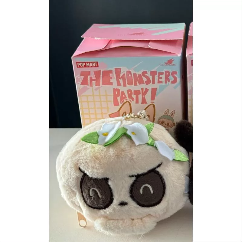Labubu THE MONSTERS PARTY PELUCHE REVERSIBLE Serie TYCOCO (1 JUGUETE tiene 2 LADOS) Labubu THE MONSTERS PARTY PELUCHE REVERSIBLE Serie TYCOCO (1 JUGUETE tiene 2 LADOS)