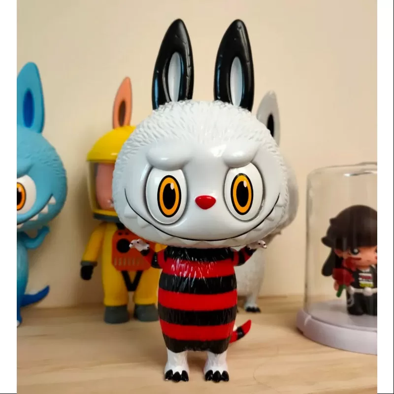 Labubu The Monsters Zimomo Stranger 2020 STS LIMITADA Labubu The Monsters Zimomo Stranger 2020 STS LIMITADA