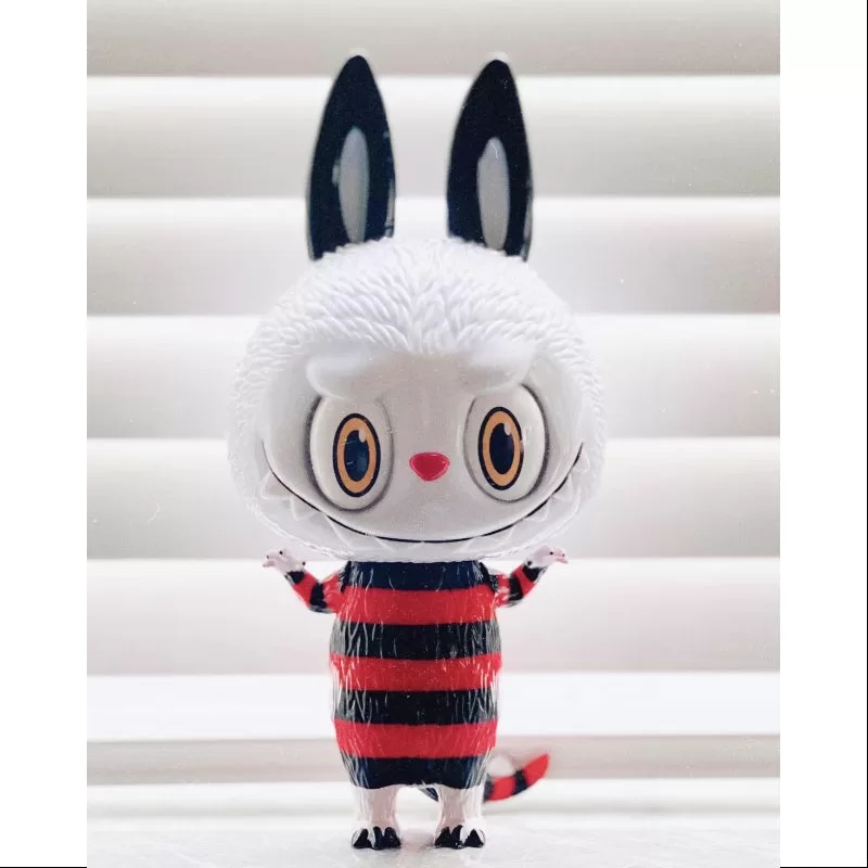 Labubu The Monsters Zimomo Stranger 2020 STS LIMITADA