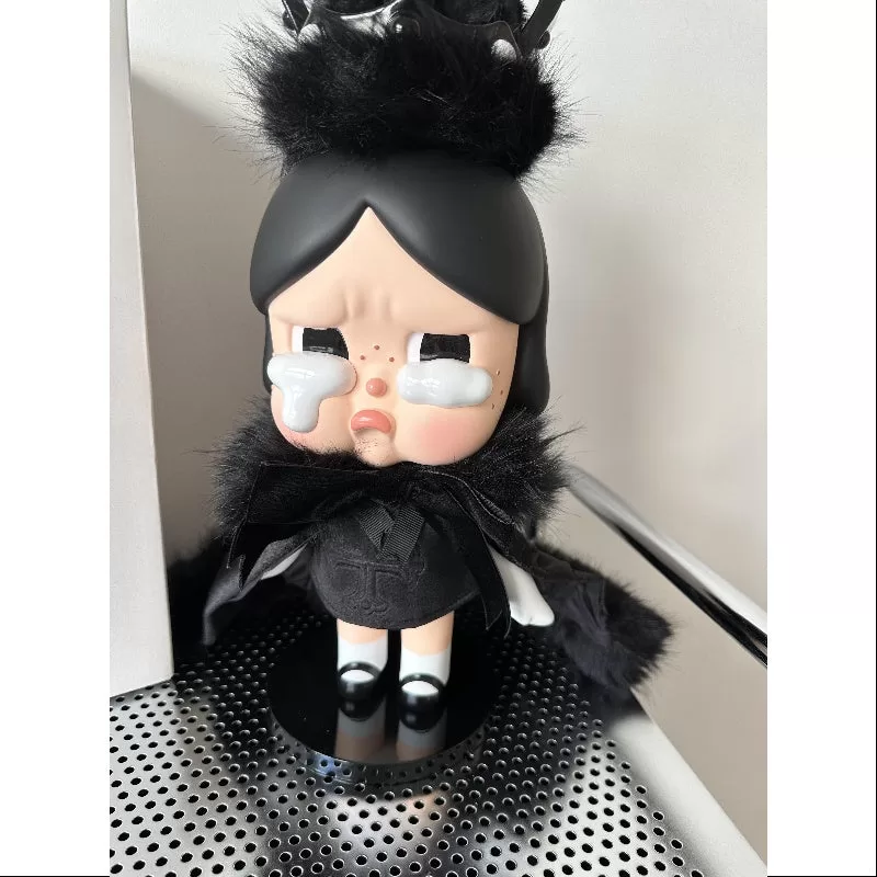 MEGA CRYBABY 400% La Reina del Corazón Roto Versión Especial 2024 Edición Limitada MEGA CRYBABY 400% La Reina del Corazón Roto Versión Especial 2024 Edición Limitada