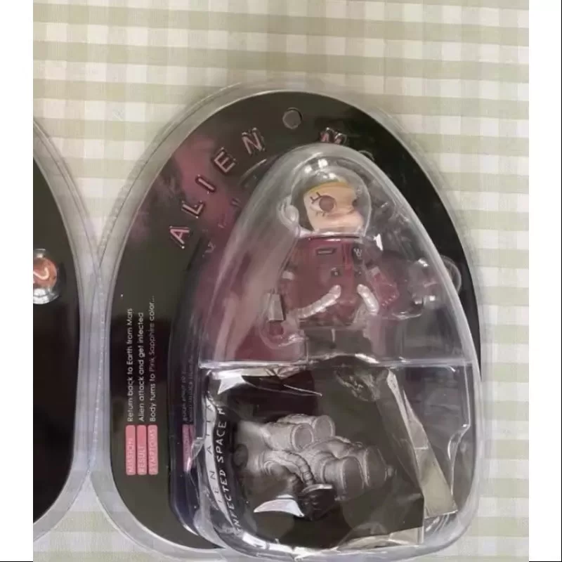 MEGA SPACE MOLLY 100% Alien Molly NO.1 2019 Edición Limitada MEGA SPACE MOLLY 100% Alien Molly NO.1 2019 Edición Limitada