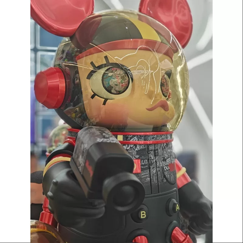 MEGA SPACE MOLLY 1000% Disney 100.º aniversario 2023 LIMITADO MEGA SPACE MOLLY 1000% Disney 100.º aniversario 2023 LIMITADO