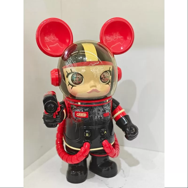 MEGA SPACE MOLLY 1000% Disney 100.º aniversario 2023 LIMITADO