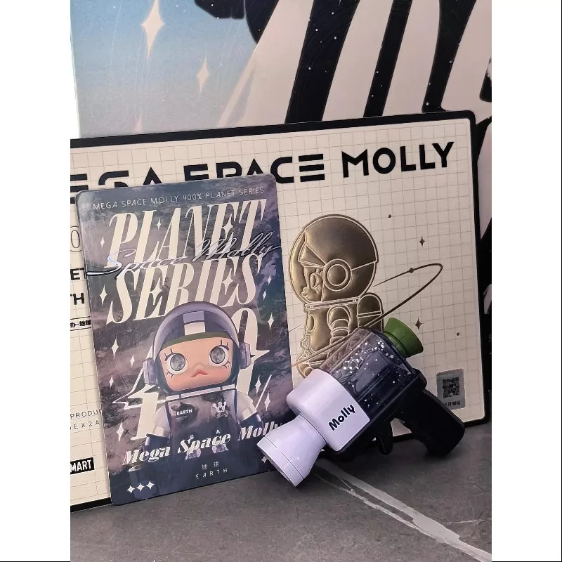 MEGA SPACE MOLLY 400% Planet Series Super Secret Earth 2023 LIMITADO MEGA SPACE MOLLY 400% Planet Series Super Secret Earth 2023 LIMITADO
