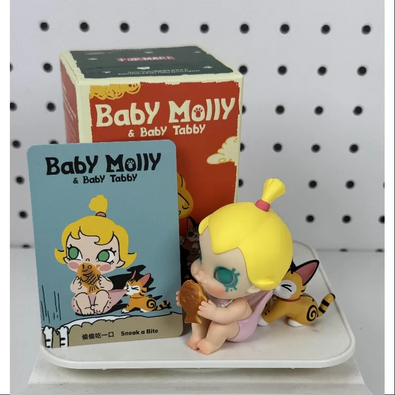 MOLLY Bebé Molly y Bebé Tabby Serie Sneak a Bite MOLLY Bebé Molly y Bebé Tabby Serie Sneak a Bite