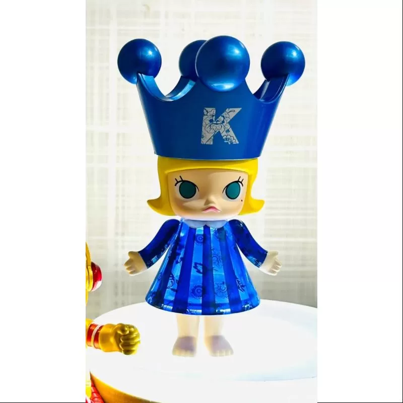 MOLLY Princesa MEGA ROYAL MOLLY Edición limitada 100%