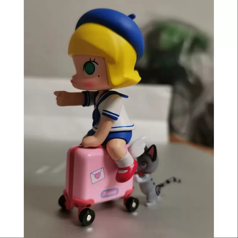 MOLLY Un día aburrido con Molly Serie Viajando desde casa MOLLY Un día aburrido con Molly Serie Viajando desde casa