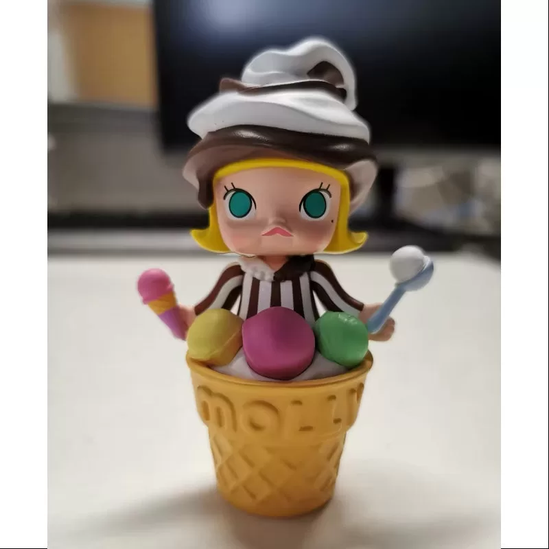 MOLLY Un día de helado de la serie Molly MOLLY Un día de helado de la serie Molly