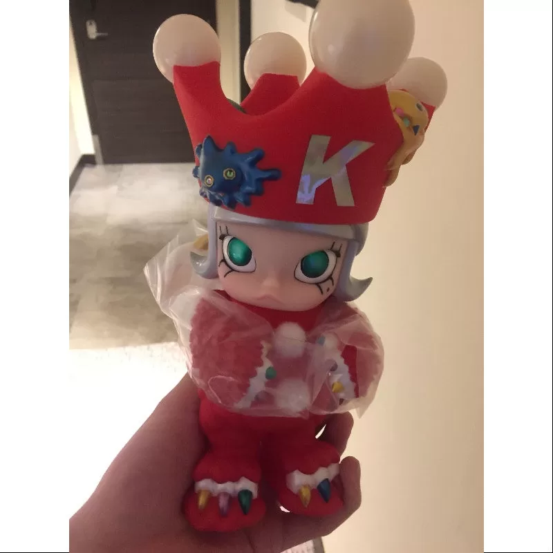 MOLLY X Instinctoy Erosion Molly Navidad 2017 Edición Limitada