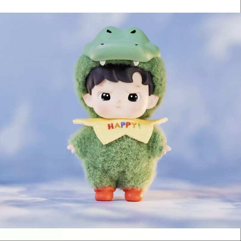 Peluche de vinilo de la serie Hacipupu “Snuggle With You” del cocodrilo gruñón
