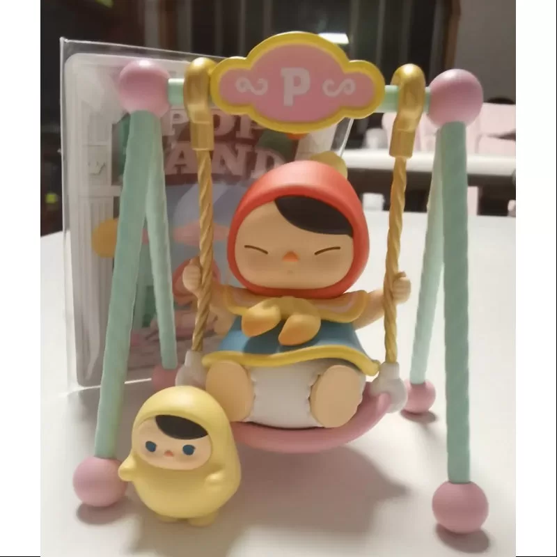 Reunión de PUCKY Pop Mart en la serie Pop Land Pucky Pleasant Swing