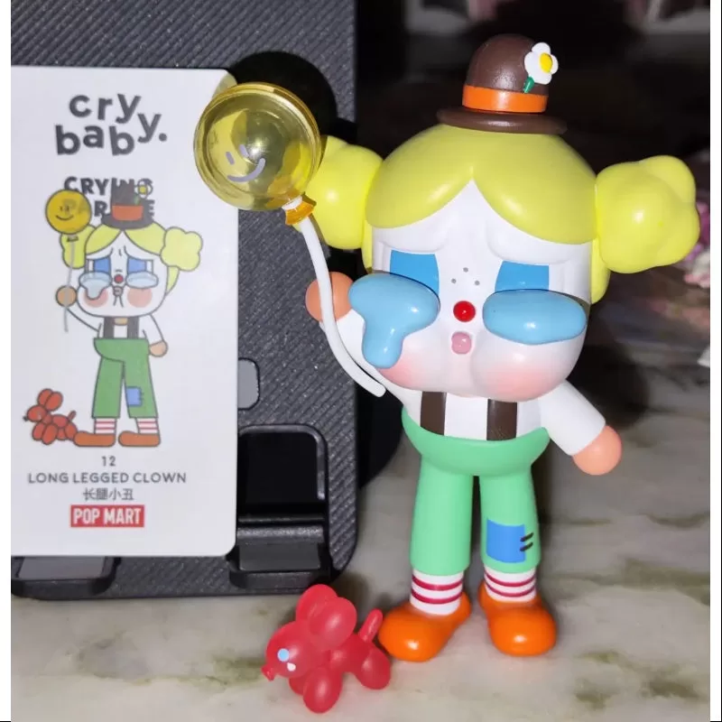 Serie Crybaby Crying Parade PAYASO DE PATAS LARGAS