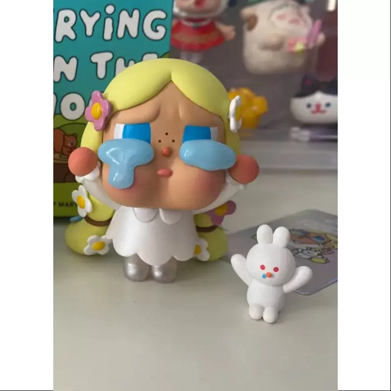 Serie Crybaby Llorando en el Bosque Secreto LA RUBIA SACRIFICIAL VER.(1/72) Serie Crybaby Llorando en el Bosque Secreto LA RUBIA SACRIFICIAL VER.(1/72)