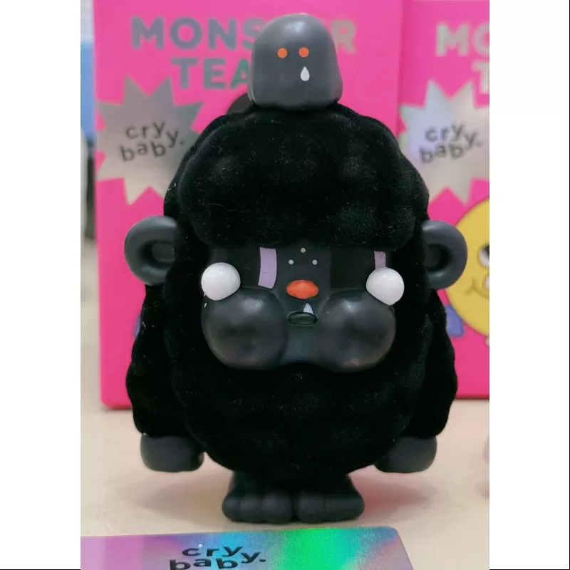 Serie Lágrimas del Monstruo Llorón: Pequeño Kong Negro Secreto (1/72) Serie Lágrimas del Monstruo Llorón: Pequeño Kong Negro Secreto (1/72)