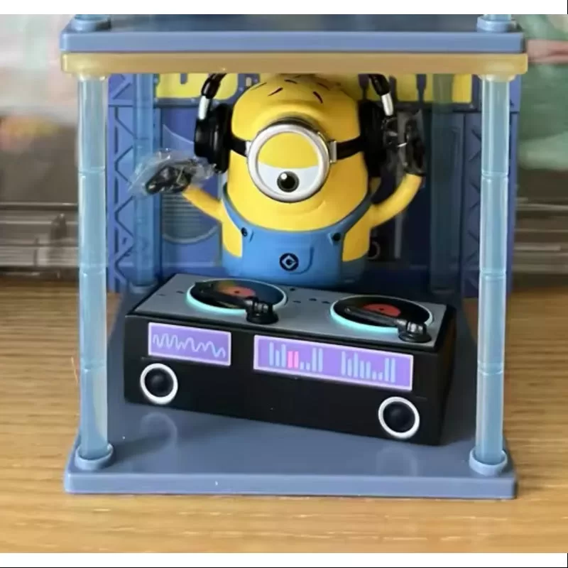 Serie Minions en acción DJ secreto CARL (1/108) Serie Minions en acción DJ secreto CARL (1/108)